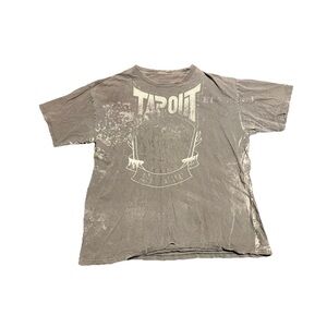 Vintage Tapout Men’s Short Sleeve Tee in Distressed Gray